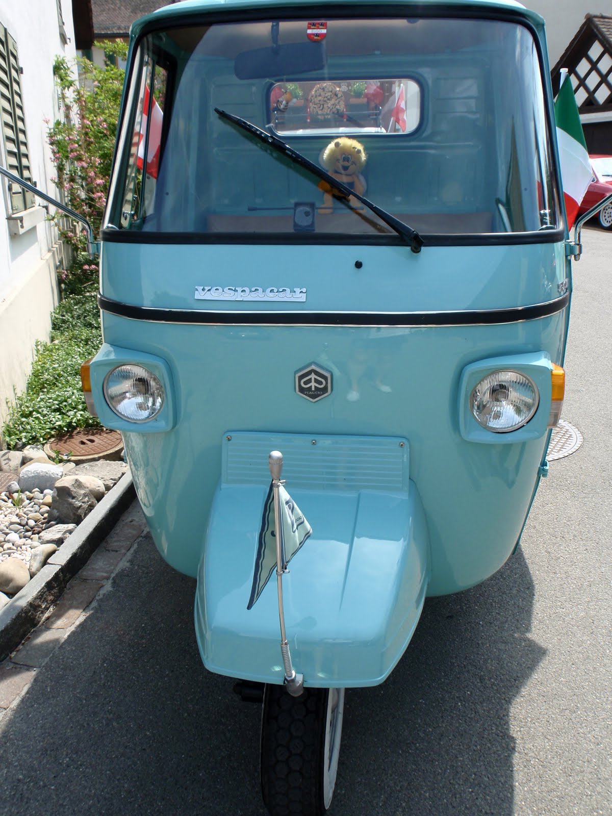 slideshow image